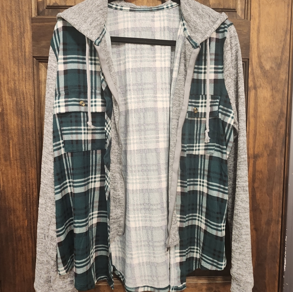 Hoodie/ flannel